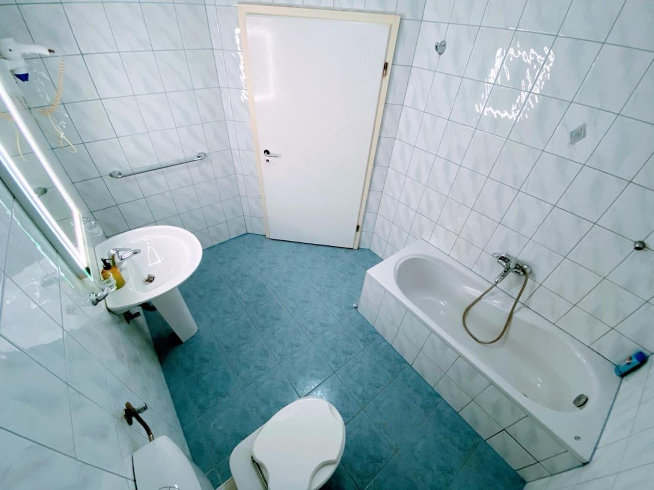 Motel Vujeva Livno Buitenkant foto